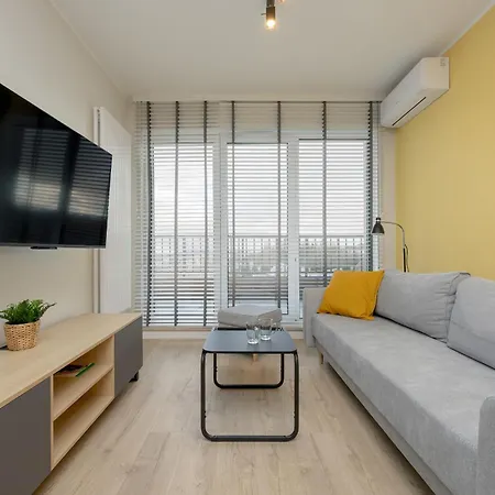 Unique Szczesliwa With Balcony Parking And Ac By Renters *