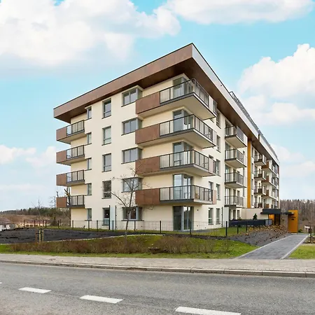 Lägenhet Unique Szczesliwa With Balcony Parking And Ac By Renters *