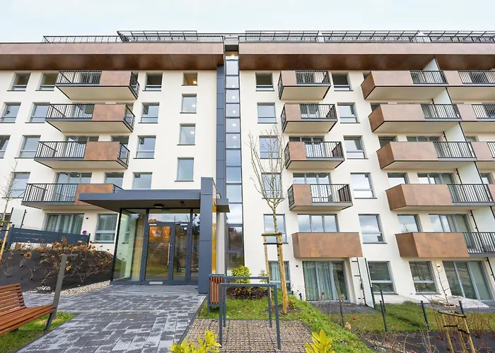 Daire Unique Szczesliwa With Balcony Parking And Ac By Renters Gdansk