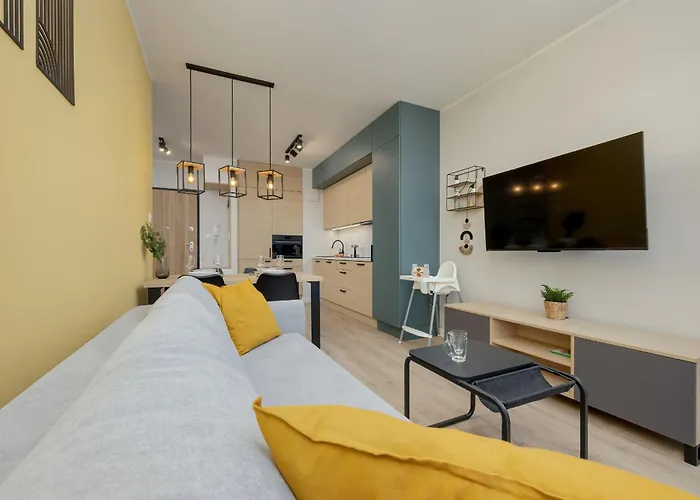 Unique Szczesliwa With Balcony Parking And Ac By Renters Daire