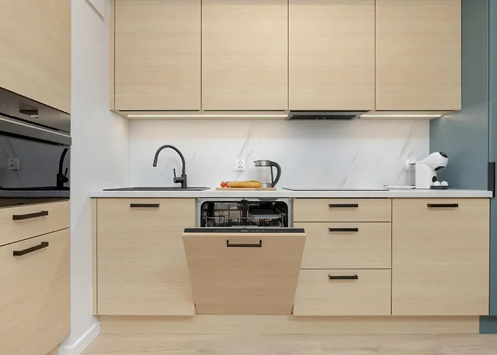 Unique Szczesliwa With Balcony Parking And Ac By Renters