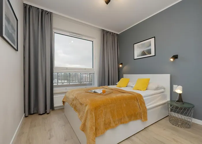 Unique Szczesliwa With Balcony Parking And Ac By Renters